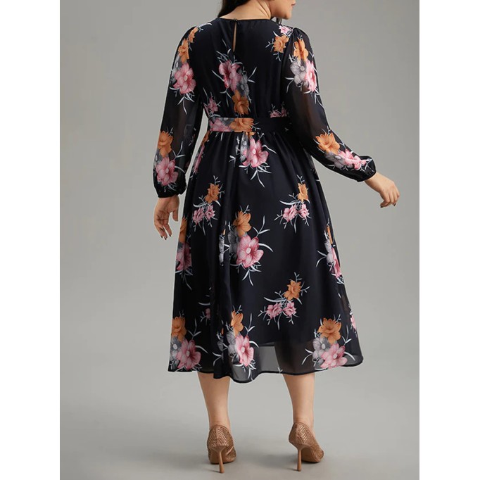 Plus size women's dress