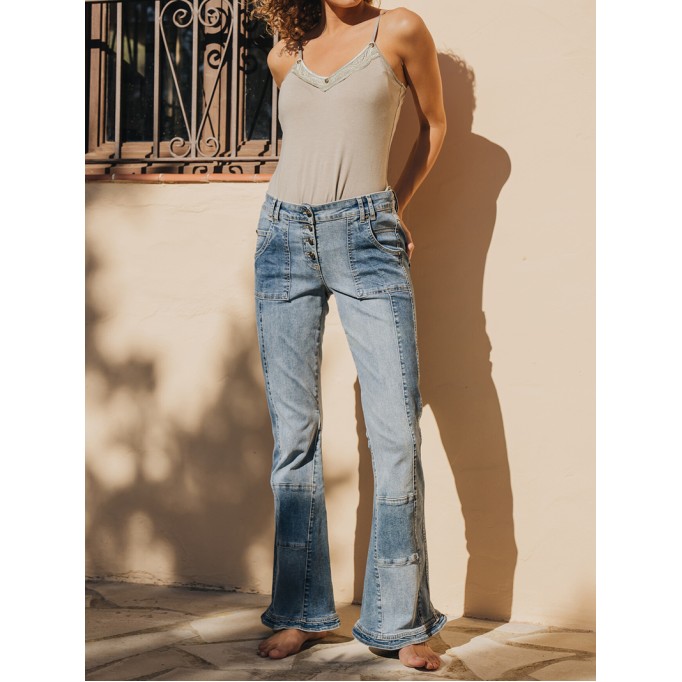 Straight casual jeans