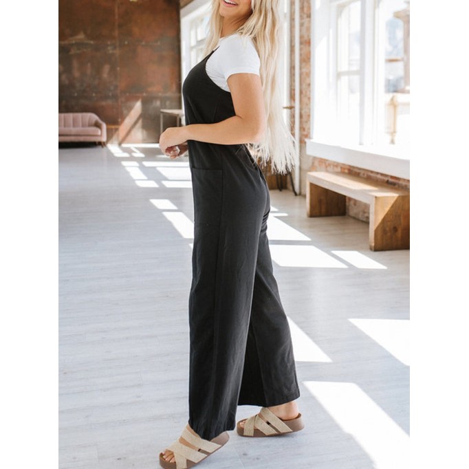 Woman's Wide Leg Jumpsuit